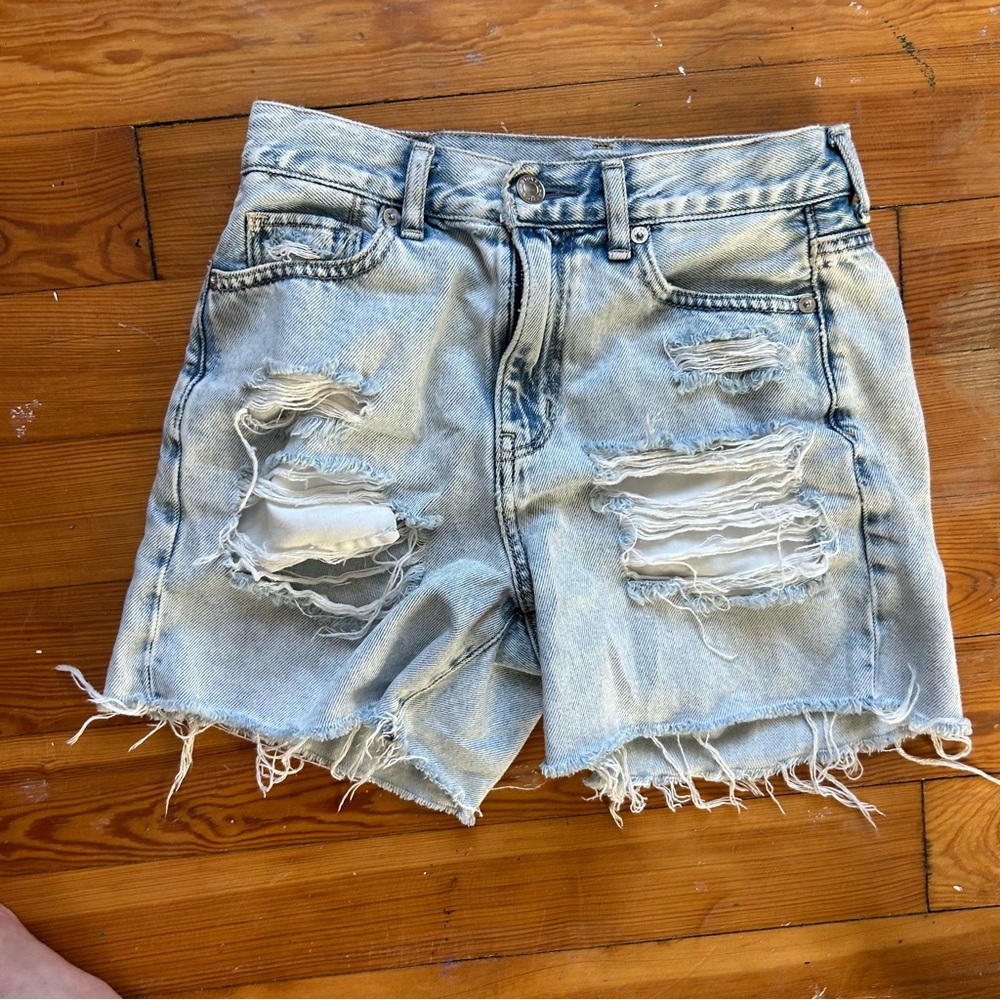 American Eagle Outfitters Light Blue Distressed Mom Shorts